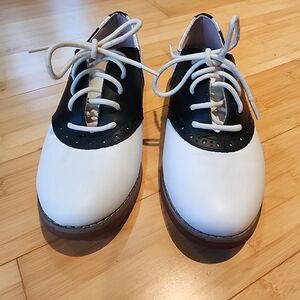 EASTLAND classic Saddle Shoes Memory Foam SADIE sz 6